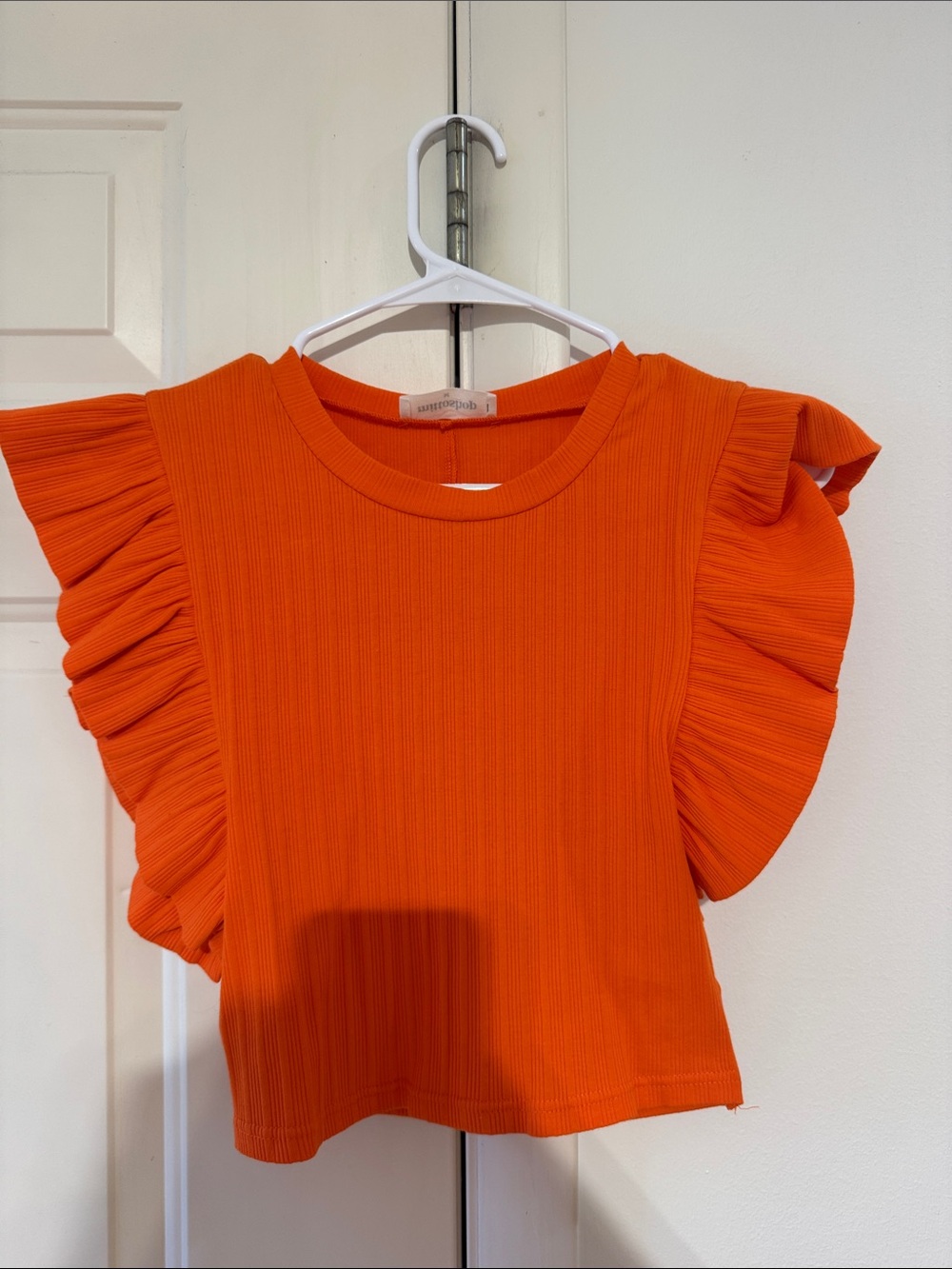 Orang Ruffle & Backless Top (cropped)